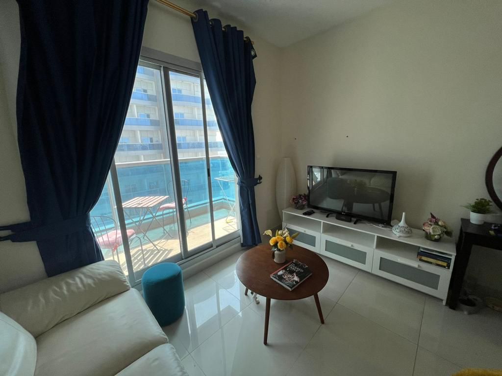 Spacious Studio | Prime Location | Rented