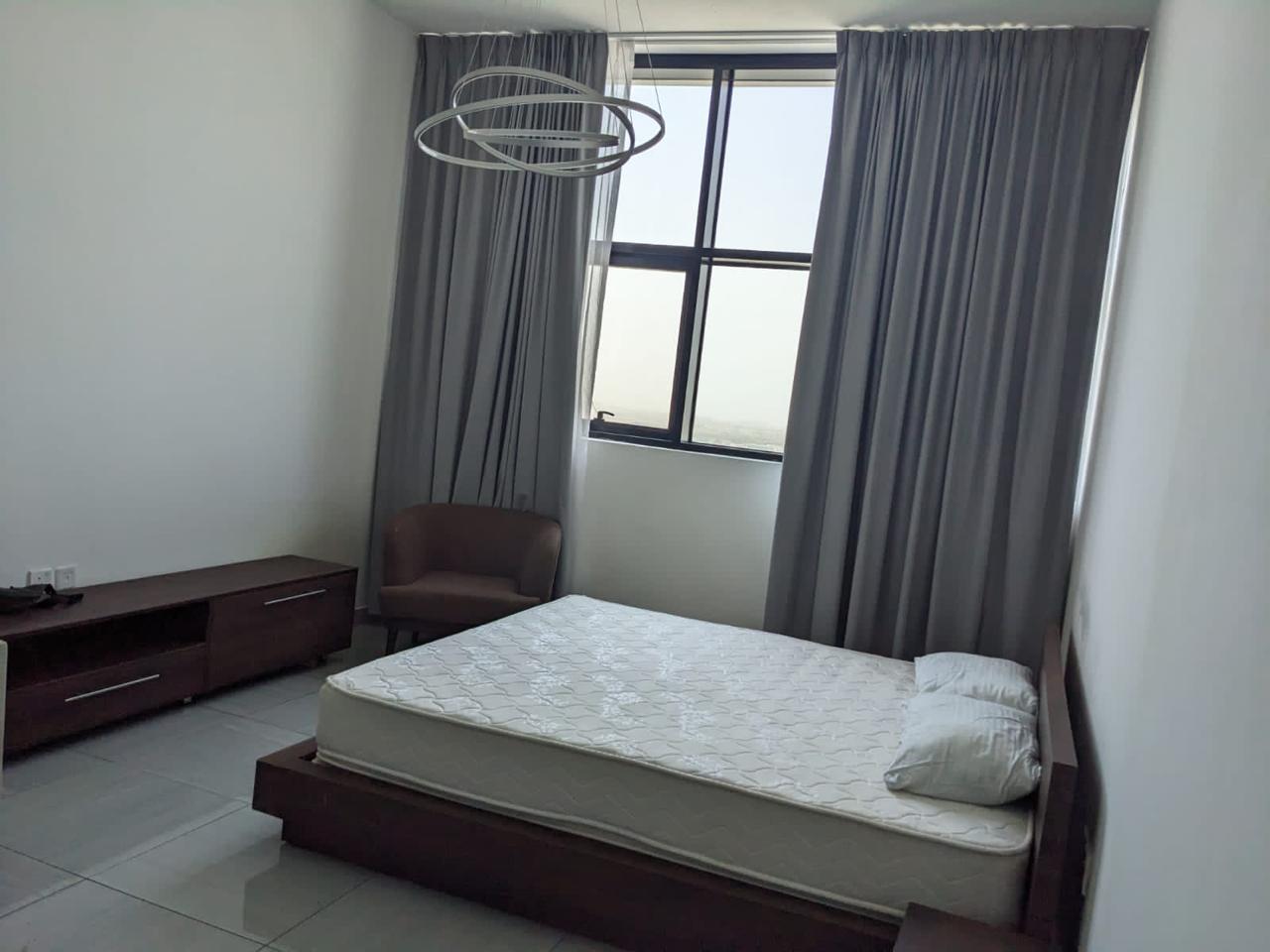 Furnished Studio | O2 Tower | Skyline View