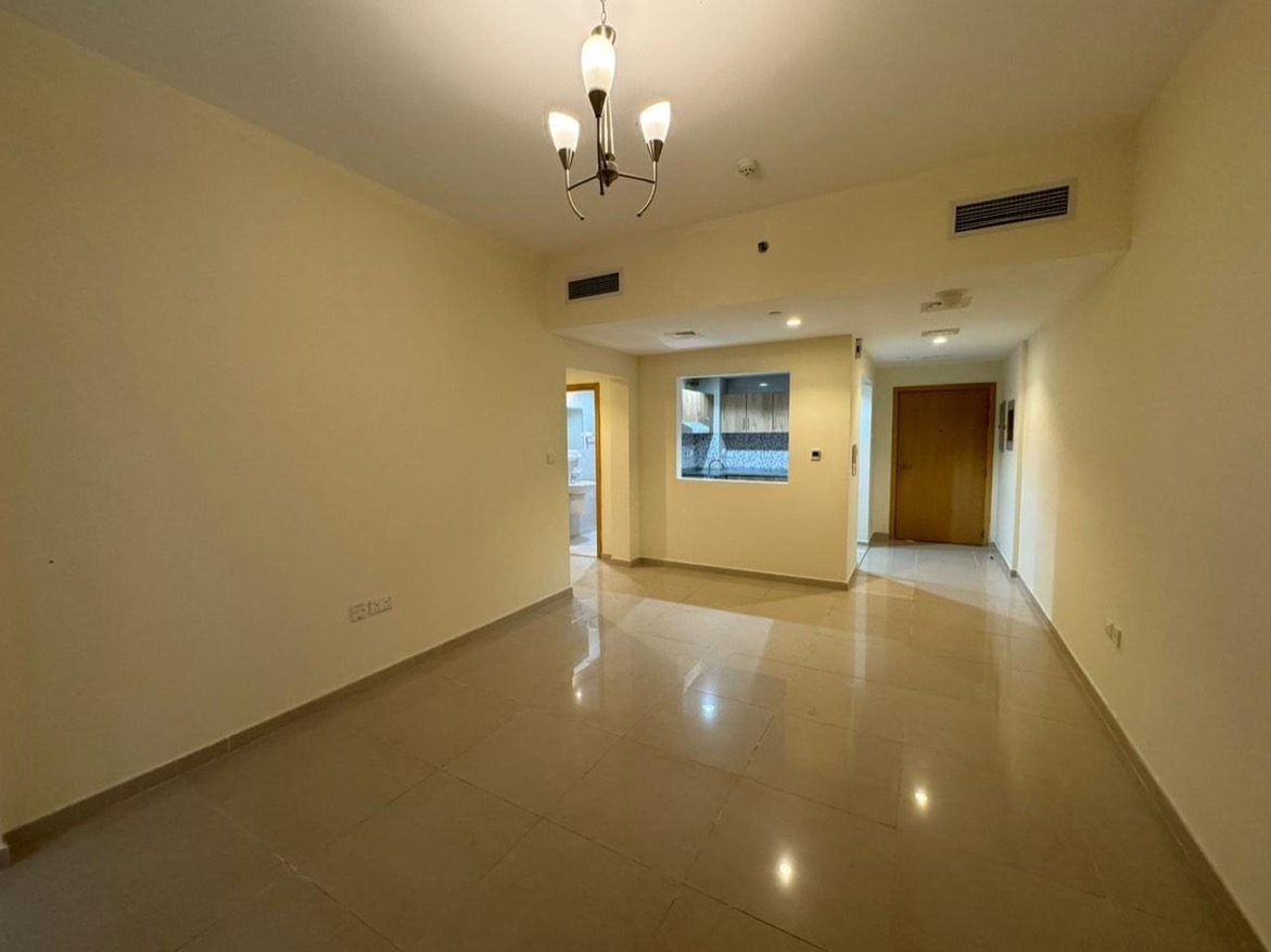 Ready to Move | Spacious Layout | Bright Unfurnished Layout